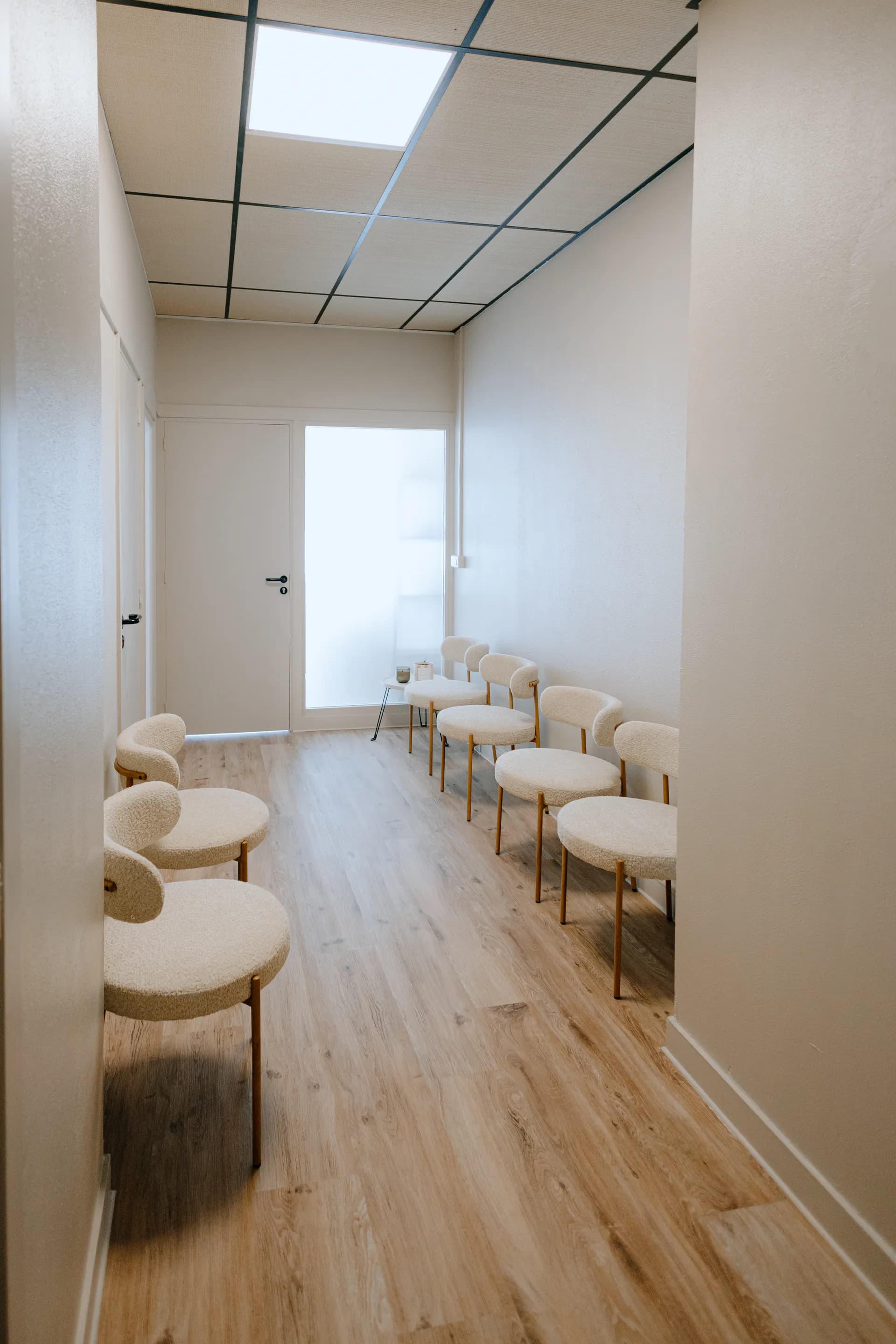 Salle d'attente Hōito (2)